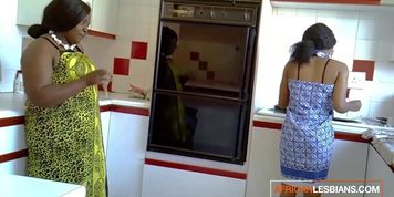 Curvy Black Milf Feasts On Petite Black Lesbian Neighbour'S Pussy