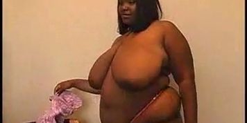 Black BBW KIWI