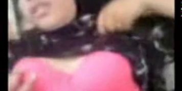 malay- tudung kesedapan kena jolok - video 1