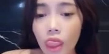 ABG Sange Berat Sampe Crt Di Kamar Mandi