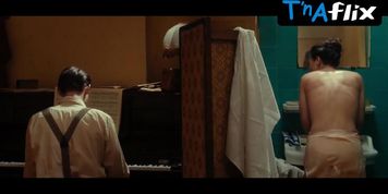 Pia Lagrange Breasts Scene  in Le Choix Du Pianiste