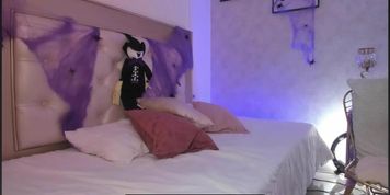 Kathe Megan pushes jeweled butt-plug up her ass!