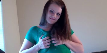 Taking A Peek At This Hot Solo Girl