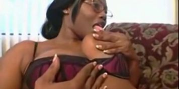 Ms Dec0llect0r Seduces Principal w/ Phat Ass (Decollector)