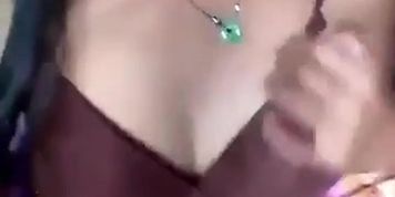 Cantik, Review teteknya dong