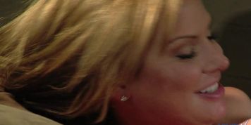 Savanna samson is in the masseuse scebe 8
