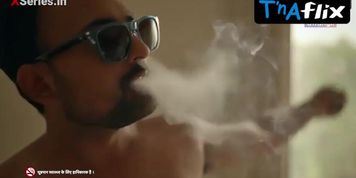 Shyna Khatri Sexy Scene  in Chumbak