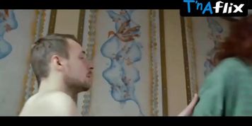 Oksana Fandera Butt,  Breasts Scene  in Krasnyy Zhemchug Lyubvi