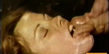 Peepshow Loops 416 70's and 80's - Scene 2