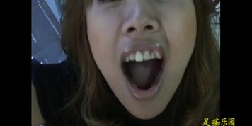 black sock giantess crush city