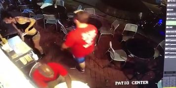 LOL - Pissed Off Waitress