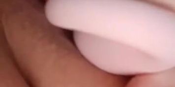 Clit vibrator solo play