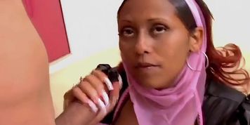 Nicky Gonzalez - Arab Girl In The Park [Upscaled]