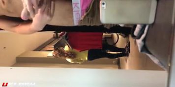 Flashing Cock En Vestidor 1