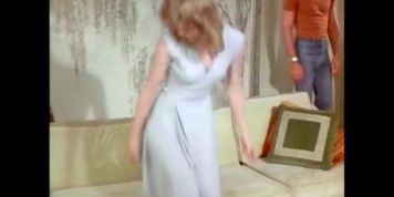 KAY PARKER LA ACTRIZ PORNO VINTAGE EN : TABOO 1 ESPA Ntilde;OL / una madre que se coje al hijo