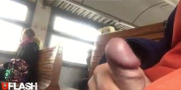 dickflash in train1