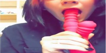 Watch me make myself cum then eat it )
