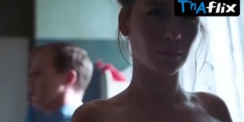 Irina Starshenbaum Sexy Scene  in Krysha Mira
