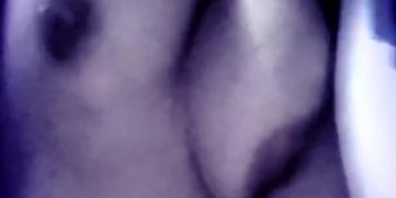 Lei si filma mentre scopa, anale finito male (dialoghi in italiano - sottotitolato in inglese)