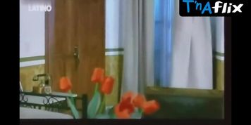 Alejandra Rivera Sexy Scene  in Lecciones Para Domar A Un Macho