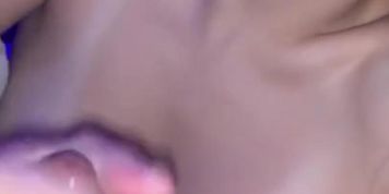 YOUNG TOPLESS TEEN makes you cum FAST (Sarah Lollypop)