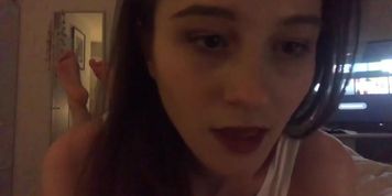 girlfriend masturbating