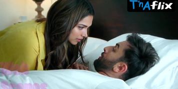 Divya Agarwal Sexy Scene  in Ragini Mms Returns
