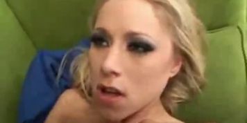 Katie Morgan fucked on a green couch (Alice Witchcraft)