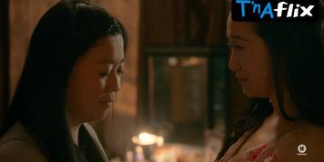 Sherry Cola Lesbian Scene  in Good Trouble