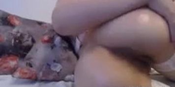 Sweet Cam Girl Fooling Around