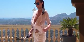 EWA SONNET UNA PORNOSTAR SCOPABILE