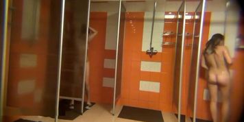 Spy Cam Showers, Spy Cams Movie Show
