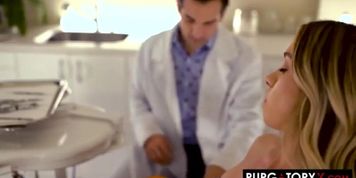 Pervert Dentist takes advantage of Khloe Kapri