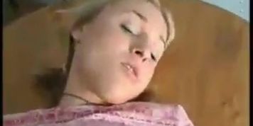 boobs jiggle 4 u