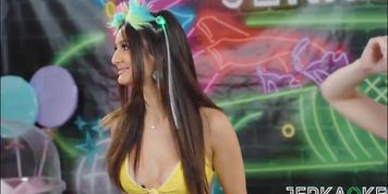 Jerkaoke-Two Babes Passionate Encounter- Eliza Ibarra and Charly Summers porn