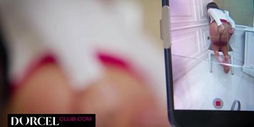 Anal pleasures with Lauren Walker