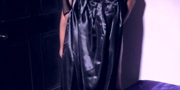 HALLOWEEN ? I WAS WEARING NOTHING UNDERNEATH MY COSTUME AND STRANGER FUCKS ME (Eva Elfie, NoFaceGirl)