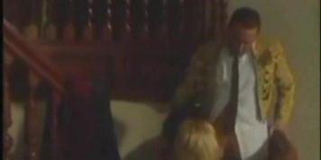 Blonde stunner Jill Kelly in a classic threesome way (Isis Taylor)