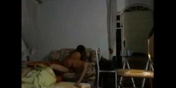 Novinhas gostosas gemendo e gozando dando a bucetinha e o cusinho