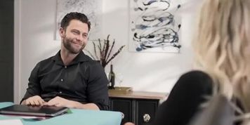 Cheating Husband's Cum Swallowed by Violet Starr While Wife Rachael Cavalli Waits Upstairs (Seth Gamble)