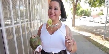 8th Street Plumper (Diana Nicole)