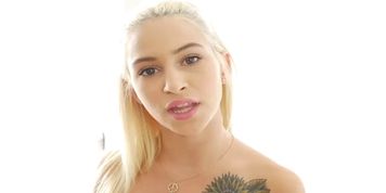 Kiara Cole Sucks off her Stepdad