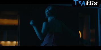 Jemima Kirke Sexy Scene  in Untogether