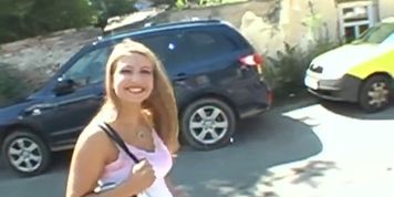 Outdoor snowy blowjob - video 19