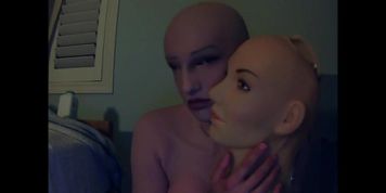 Reni Take Over Pt3! Female mask Reni&nbsp;masks herself on!!!