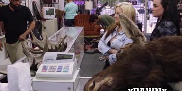 Cuties earn some money by sharing a dick in the pawnshop (Victoria Tiffani)