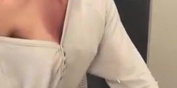 Itsmecat Fucked While Getting Ready Video Leaked