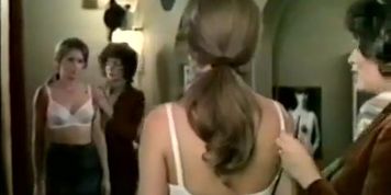 Irene Miracle Breasts Scene  in La Portiera Nuda