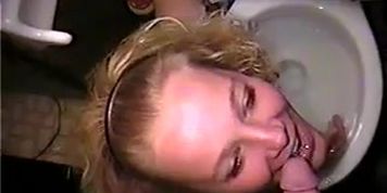 piss to mouth short video