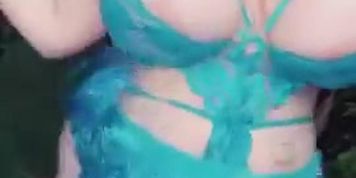 U.B OF - Sexy Elf Dancing